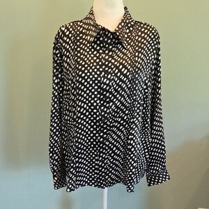 Kathie Lee Woman Size 18/20 Black and White Polka Dot Long Sleeve Button Down